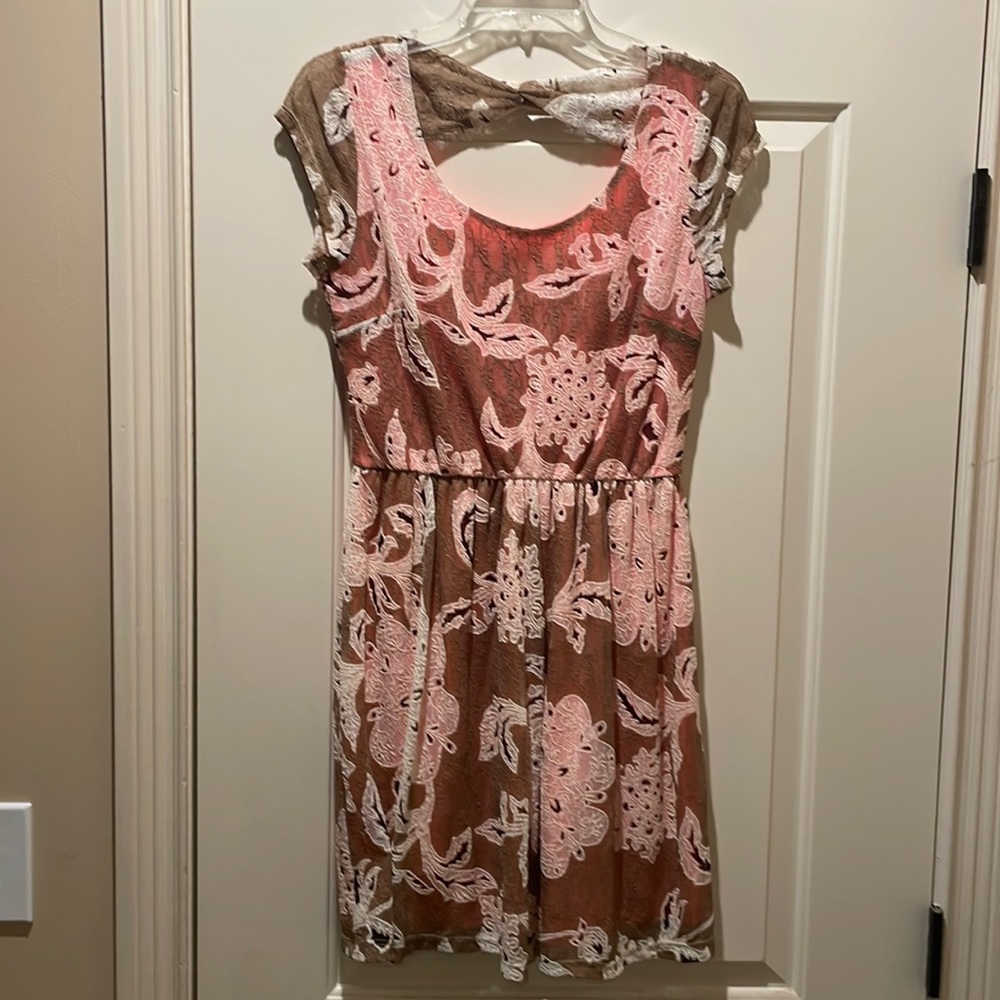 lace dress